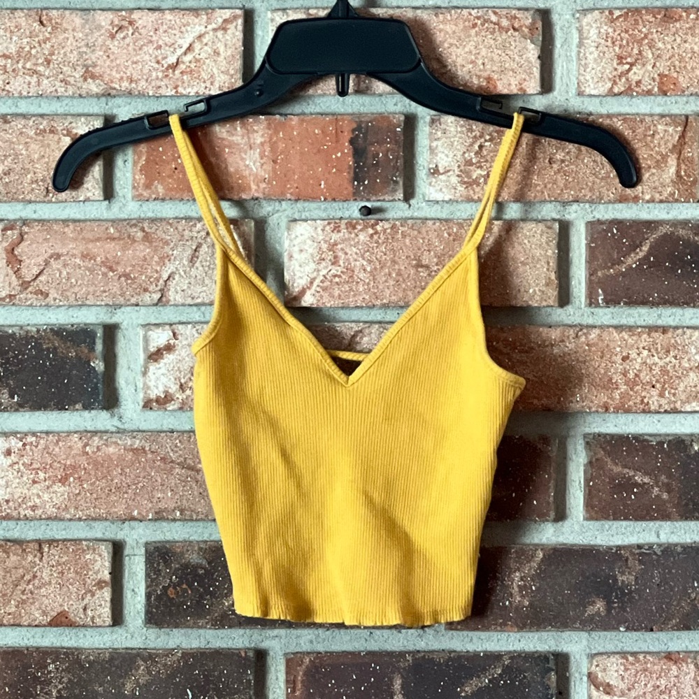 Mezzanine Cropped Tank Top